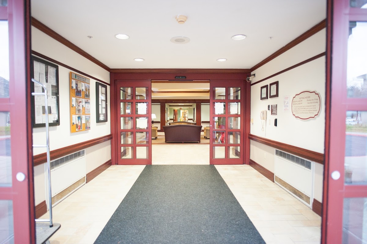 EverGreen Commons Rehabilitation and Nursing Center - Photo 6