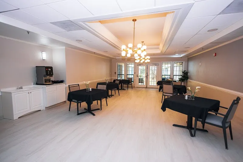 Waco Healthcare and Rehabilitation - Photo 2