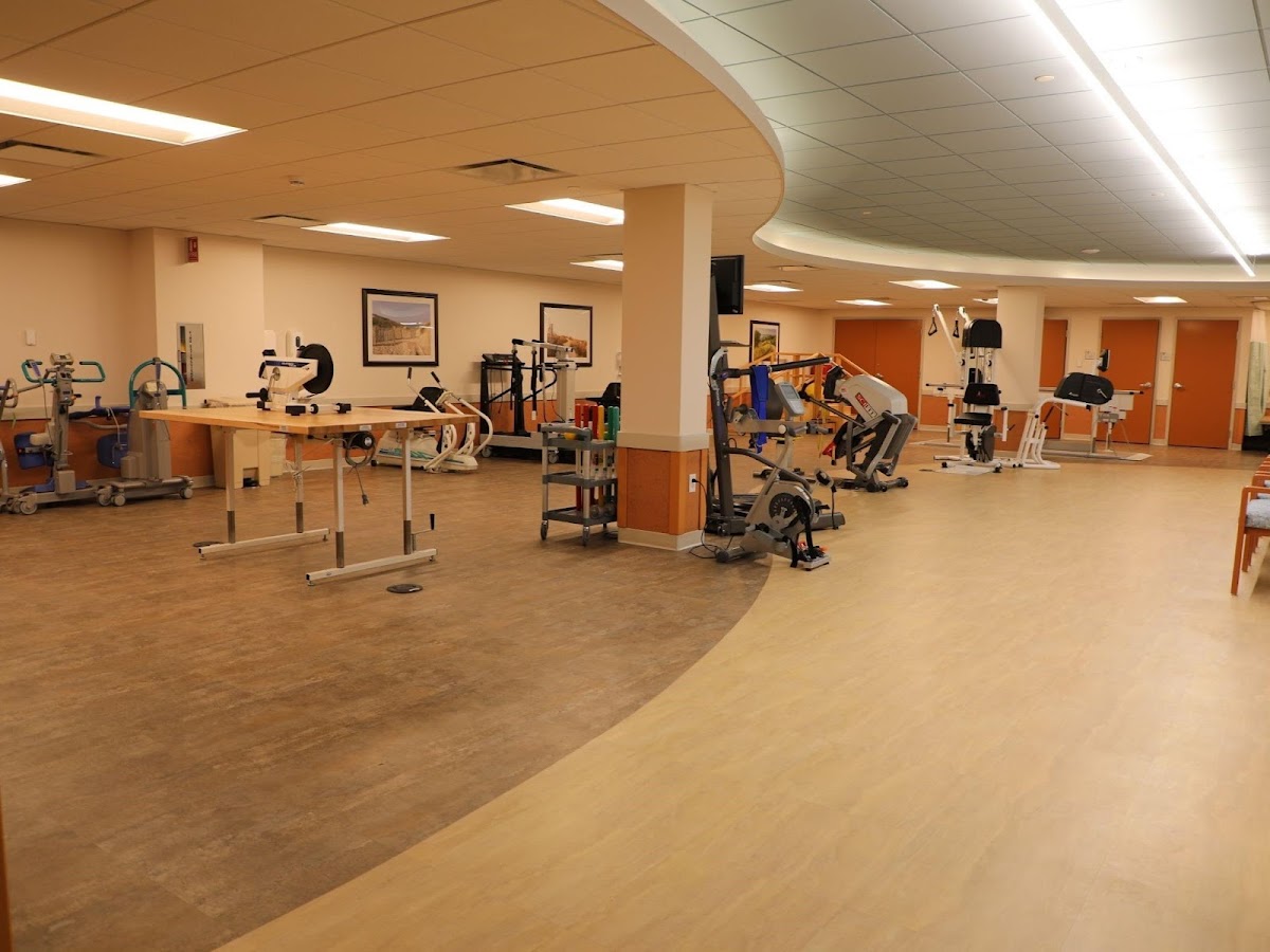 Shaker Place Rehabilitation & Nursing Center - Photo 5