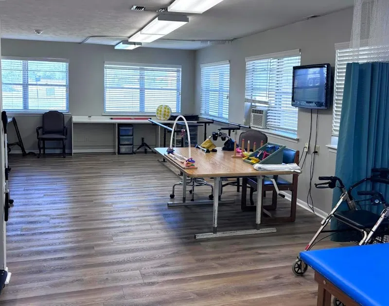 Whitesboro Health and Rehabilitatio - Photo 5